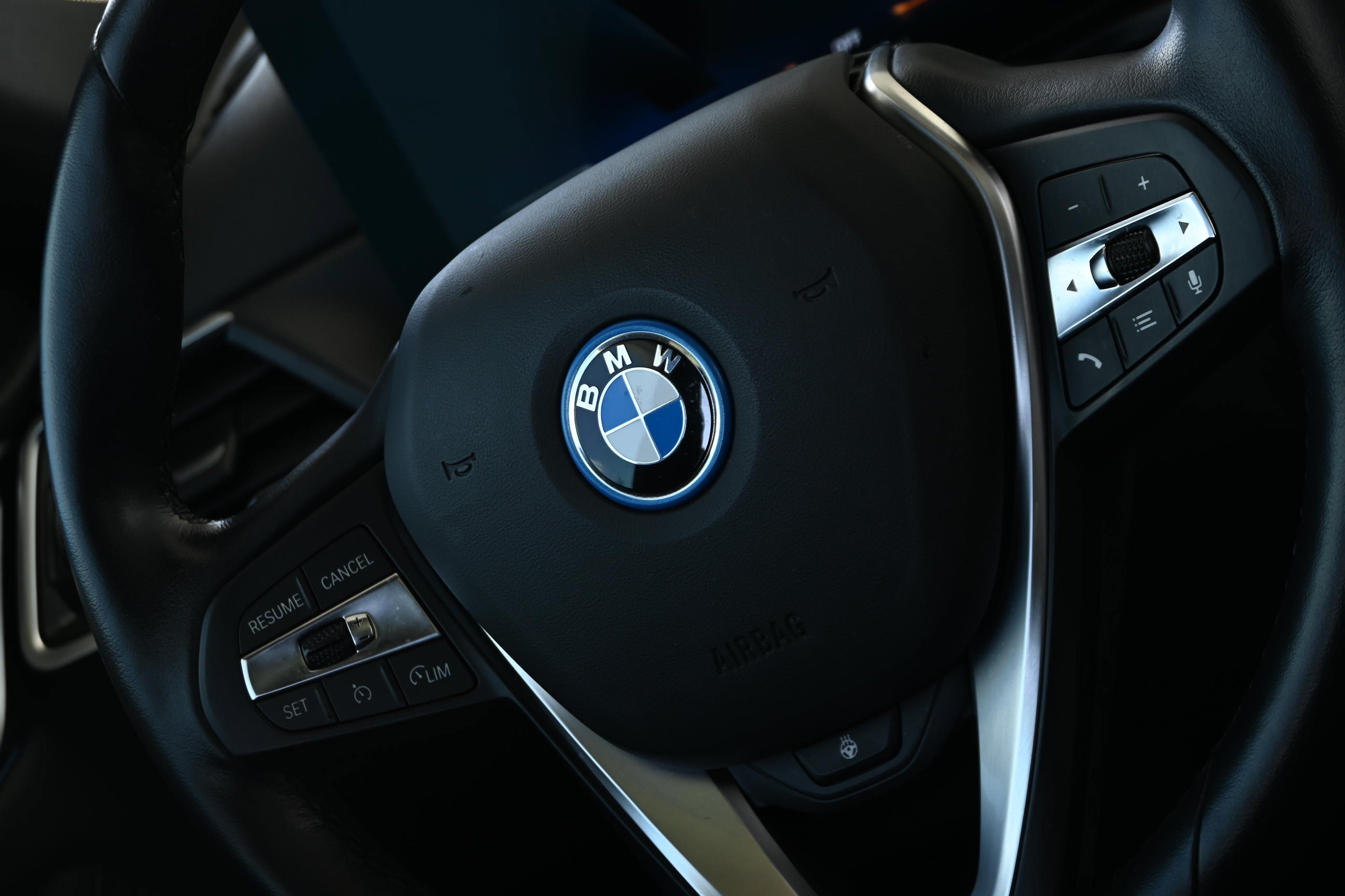 Certified 2023 BMW i4 eDrive35 w/ Premium Package RWD image 23