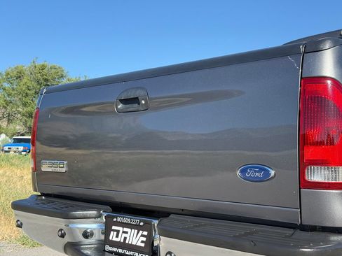 Used 2007 Ford F350 Lariat AWD/4WD image 13