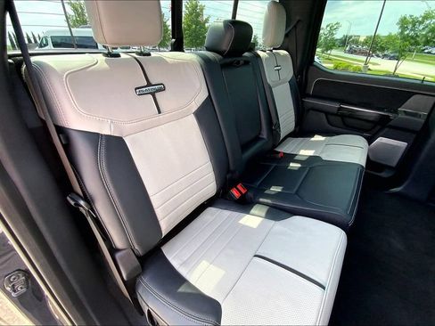Used 2023 Ford F150 Lightning Platinum AWD/4WD image 27