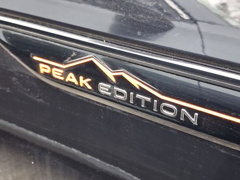 New 2026 Volkswagen Atlas Peak Edition AWD/4WD image 8