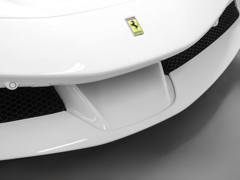 Certified 2024 Ferrari SF90 Spider AWD/4WD image 8