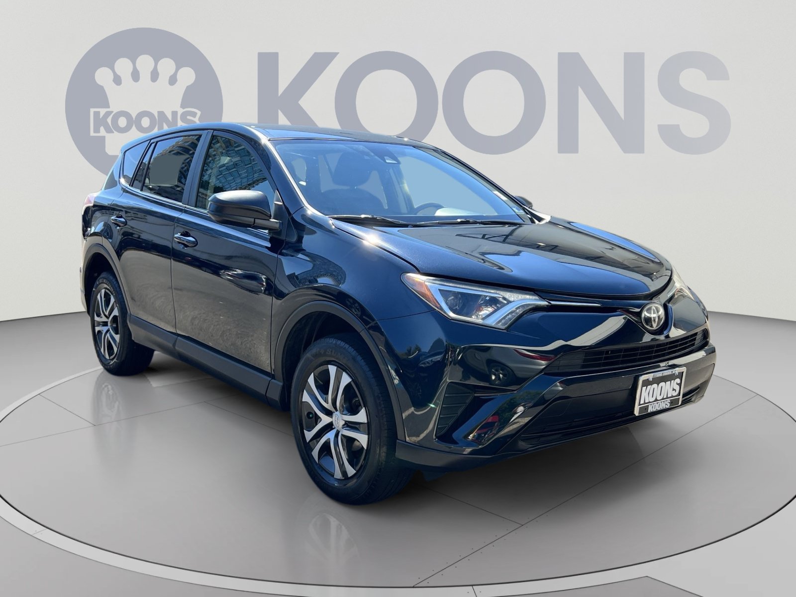 Used 2018 Toyota RAV4 LE w/ All Weather Liner Package AWD/4WD image 10