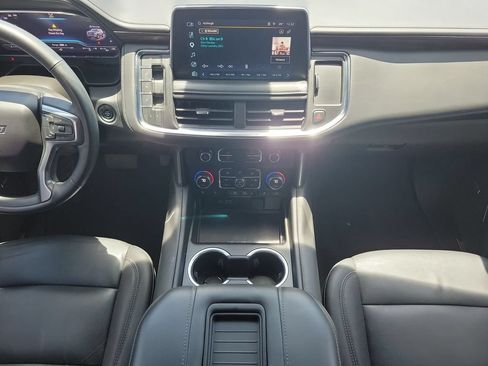 Used 2023 Chevrolet Tahoe Z71 w/ Luxury Package AWD/4WD image 20