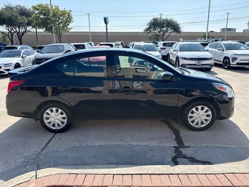 Used 2019 Nissan Versa S Plus FWD image 5