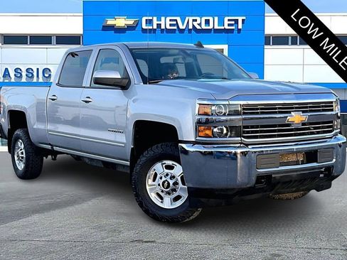 Used 2017 Chevrolet Silverado 2500 LT image 1