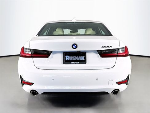 Certified 2022 BMW 330i Sedan w/ Driving Assistance Package image 6