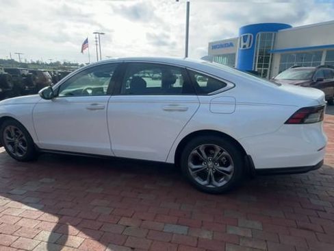 Certified 2024 Honda Accord EX image 8