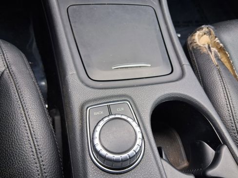 Used 2014 Mercedes-Benz CLA 250 4MATIC image 18