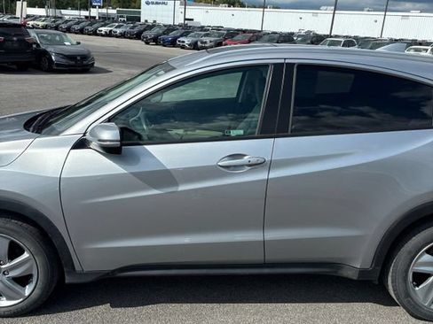 Used 2019 Honda HR-V EX image 5