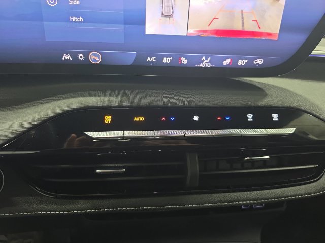 Used 2026 Buick Enclave Preferred AWD/4WD image 15