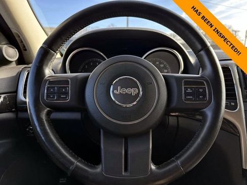 Used 2012 Jeep Grand Cherokee Laredo w/ Laredo E Group image 12