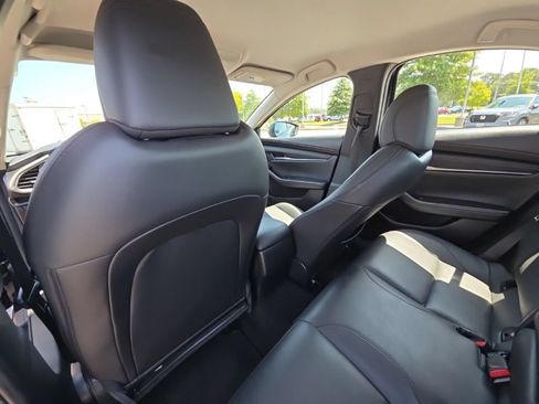 Used 2024 MAZDA MAZDA3 s FWD image 14
