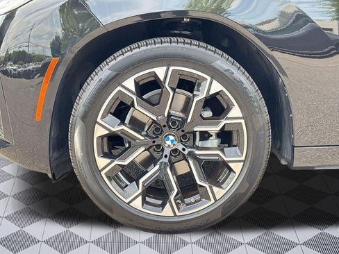 Certified 2025 BMW X3 xDrive30i w/ M Sport Package AWD/4WD image 11
