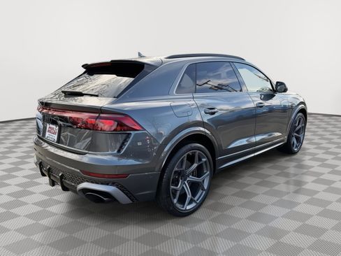 New 2026 Audi RS Q8 performance image 6