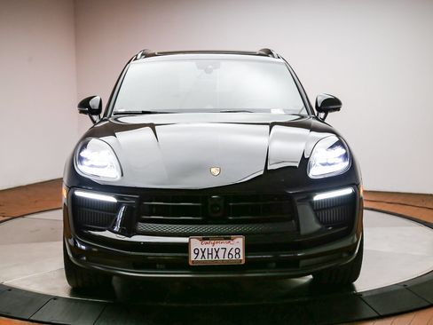Certified 2026 Porsche Macan S AWD/4WD image 3