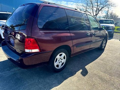 Used 2007 Ford Freestar SE image 4