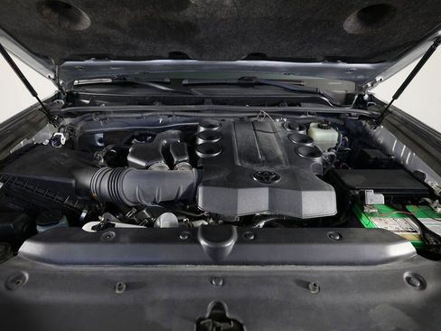 Used 2020 Toyota 4Runner TRD Off-Road Premium w/ Moonroof Package image 39