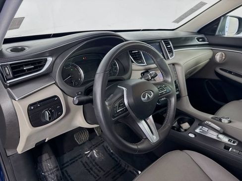 Certified 2023 INFINITI QX50 Luxe AWD/4WD image 9