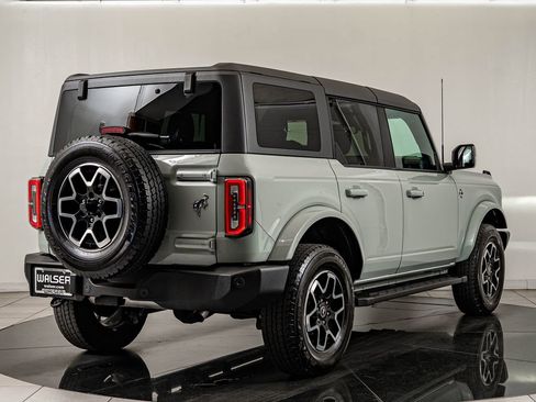 Used 2024 Ford Bronco Outer Banks AWD/4WD image 5