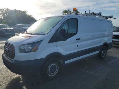 Used 2018 Ford Transit 150 130 Low Roof RWD image 1
