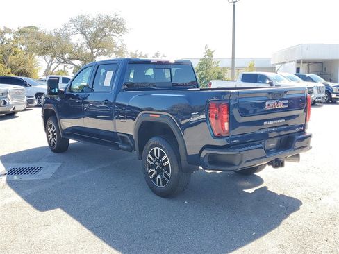 Certified 2022 GMC Sierra 2500 AT4 w/ AT4 Preferred Package image 5