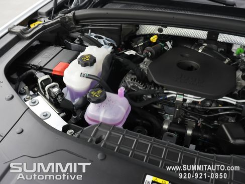 New 2026 Jeep Grand Cherokee Limited w/ Luxury Tech Group II AWD/4WD image 26