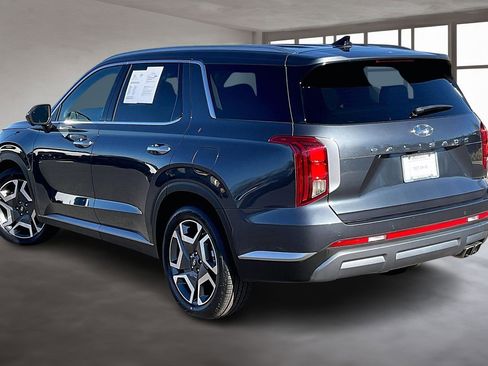 Used 2024 Hyundai Palisade SEL w/ Premium Package image 4