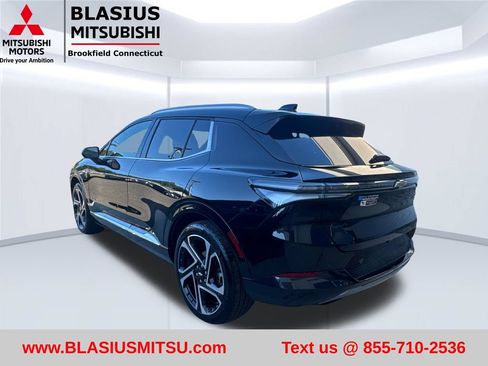 Used 2025 Chevrolet Equinox EV LT w/ Convenience Package II FWD image 9