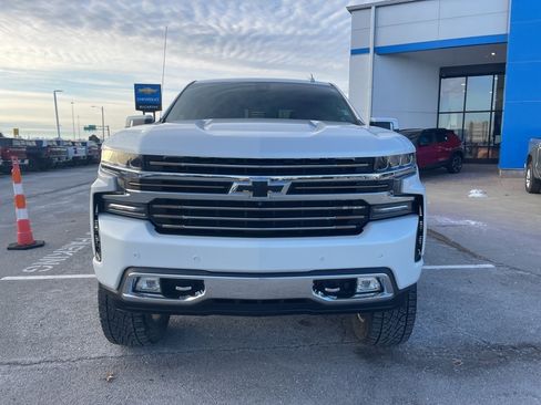 Used 2020 Chevrolet Silverado 1500 High Country w/ Technology Package image 8
