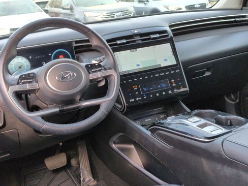 Used 2024 Hyundai Tucson Limited image 32