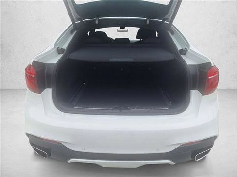 Used 2018 BMW X6 xDrive35i w/ M Sport Package AWD/4WD image 16
