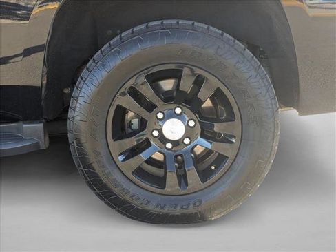 Used 2018 Chevrolet Tahoe LT w/ Luxury Package image 25