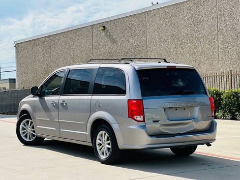 Used 2015 Dodge Grand Caravan SXT FWD image 8