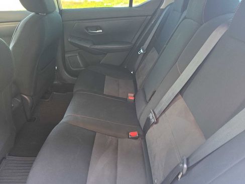Used 2022 Nissan Sentra SR w/ Midnight Edition FWD image 10