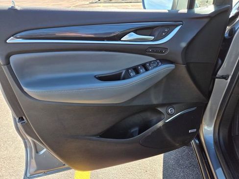 Used 2019 Buick Enclave Premium image 14