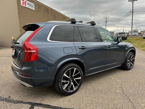 Used 2021 Volvo XC90 T6 Momentum w/ Protection Package Premier image 9