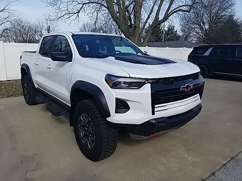 Certified 2024 Chevrolet Colorado ZR2 w/ Safety Package image 5