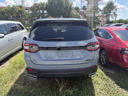 Used 2023 Honda Pilot Sport image 8