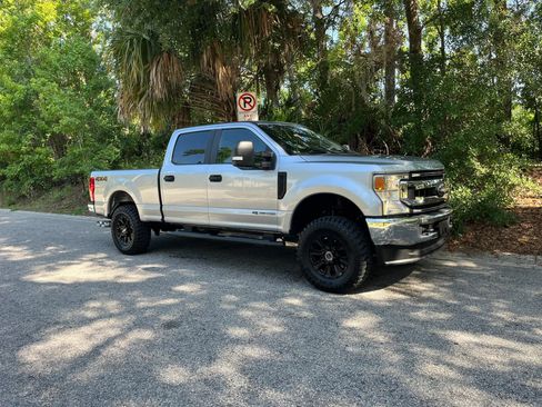 Used 2022 Ford F250 XL w/ STX Appearance Package AWD/4WD image 2
