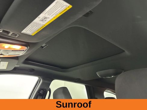 Used 2023 Dodge Durango SXT w/ Quick Order Package 2BK image 5