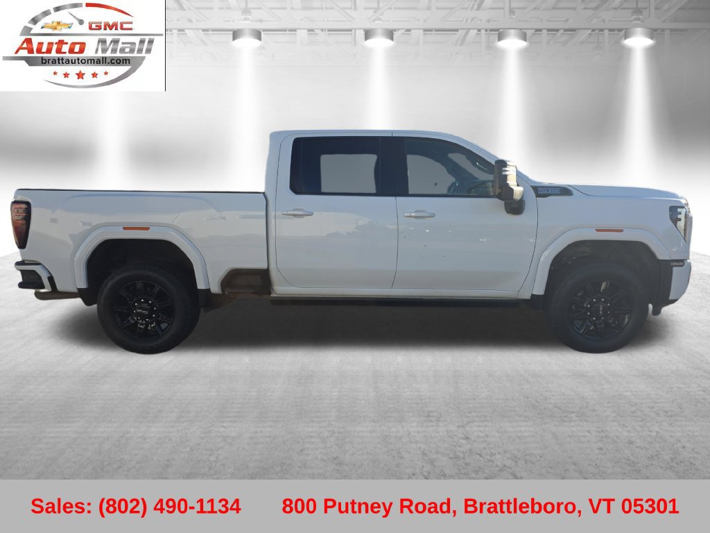 Used 2024 GMC Sierra 2500 AT4 w/ Snow Plow Prep/Camper Package AWD/4WD image 8