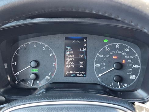 Used 2024 Toyota Corolla Cross AWD Hybrid image 29