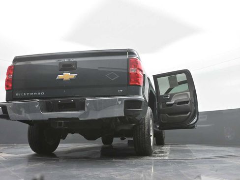 Used 2018 Chevrolet Silverado 1500 LT image 40
