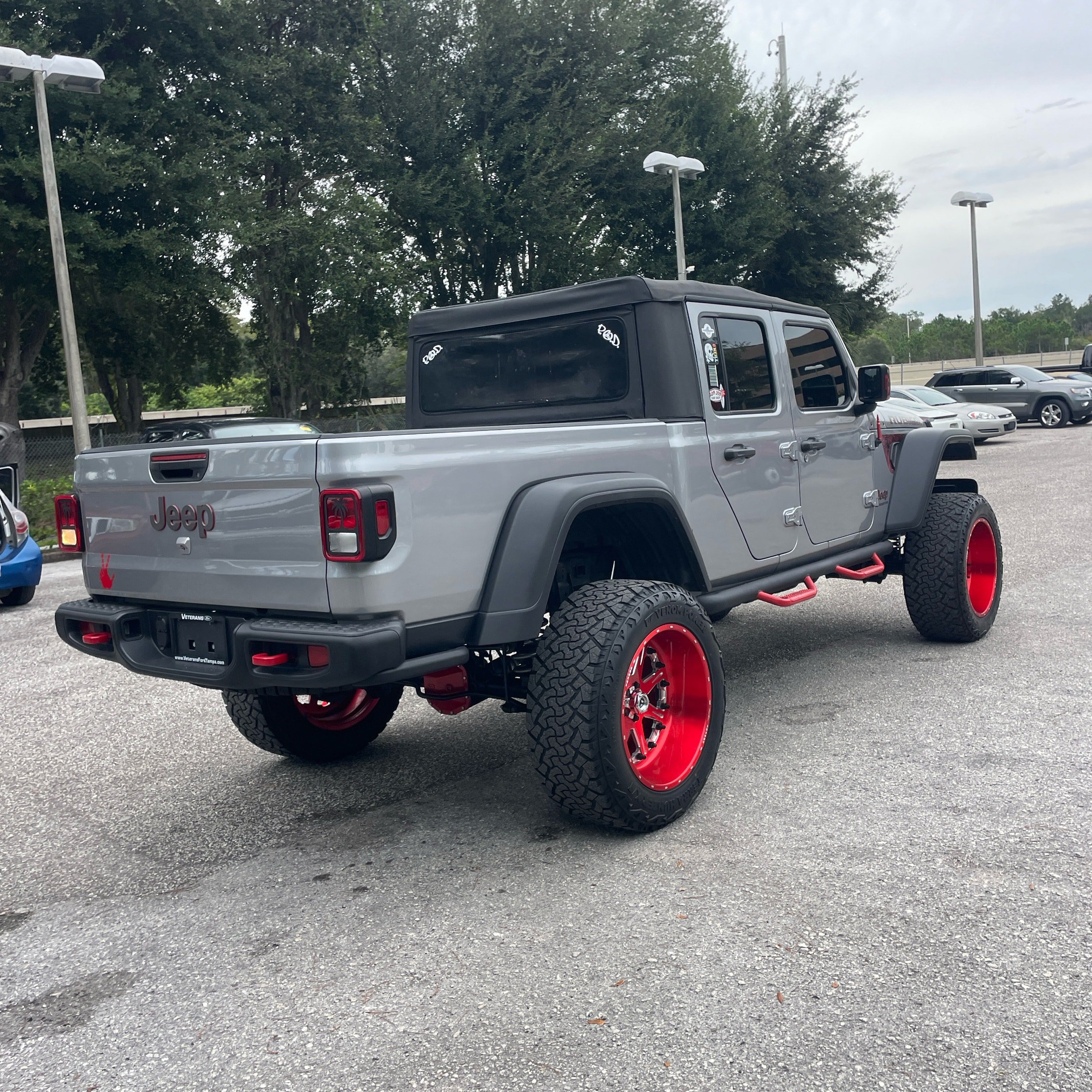 Used 2021 Jeep Gladiator Rubicon AWD/4WD image 12