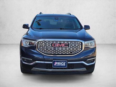 Used 2018 GMC Acadia Denali w/ Technology Package AWD/4WD image 2
