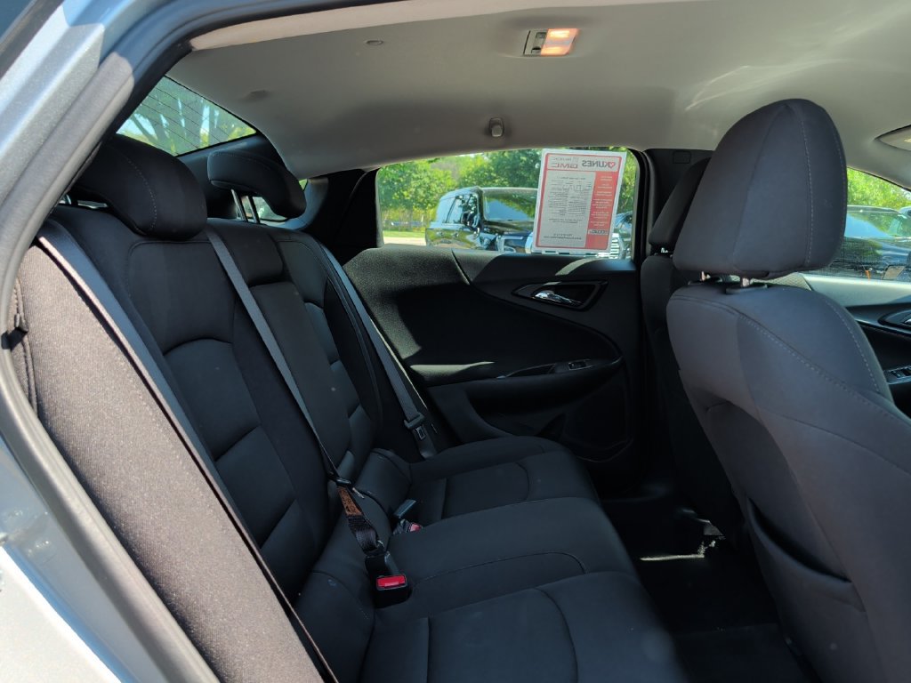 Used 2024 Chevrolet Malibu LT FWD image 35