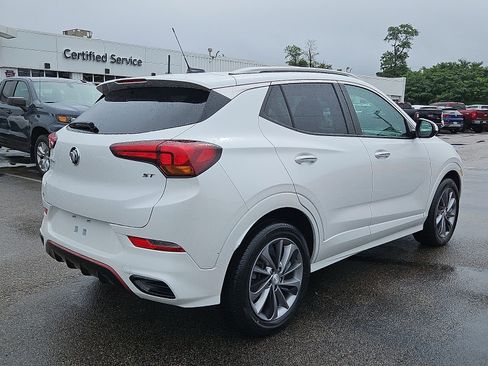 Used 2023 Buick Encore GX Select w/ Sport Touring Package FWD image 6