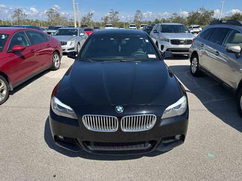 Used 2013 BMW 550i Sedan image 3