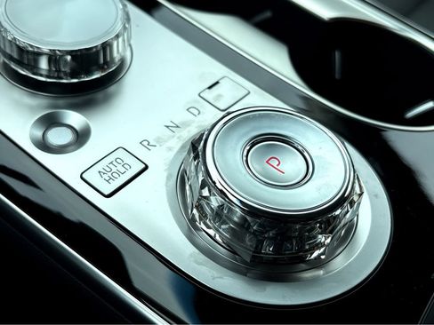 New 2026 Genesis GV70 2.5T AWD/4WD image 25