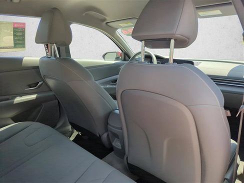 Used 2024 Hyundai Elantra SEL FWD image 23